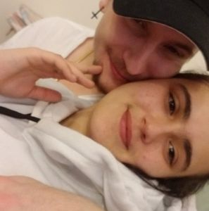 Meet your Posher, Kenz